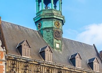 Mons