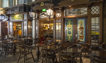 Bars und Lounges