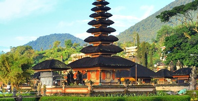 Bangkok, Ubud und Stränden im Süden von Bali