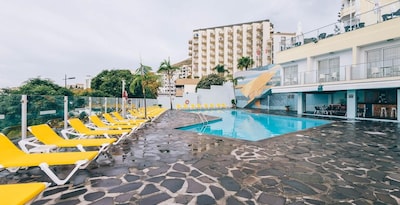 Muthu Raga Madeira Hotel