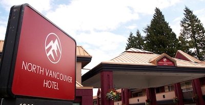 North Vancouver Hotel