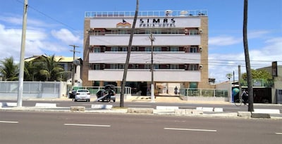 Simas Praia Hotel