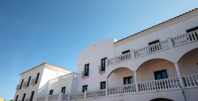 Phi Hotel Sighientu