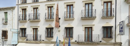 Hotel Maestranza