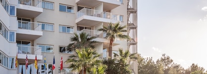 Vistasol Apartments