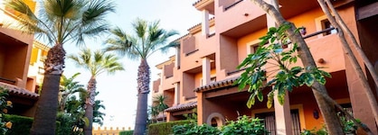 Aparthotel La Espadaña