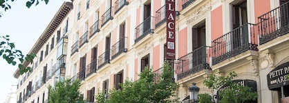 Petit Palace Arenal