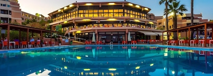 Auramar Beach Resort
