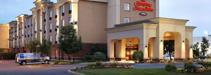 Hampton Inn & Suites By Hilton Montreal-Dorval