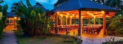 Laguna Lodge