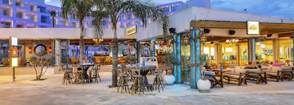 Limanaki Beach Hotel