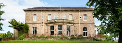 Elmbank York, Tapestry Collection By Hilton