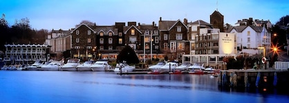 Macdonald Old England Hotel & Spa