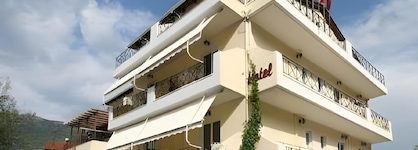Vassiliki Bay Hotel