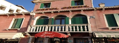 Hotel Canal