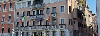 Sina Palazzo Sant'angelo