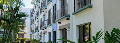 Puerto De Luna Pet Friendly & Family Suites Hotel
