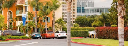 Cortona Inn & Suites Anaheim Resort