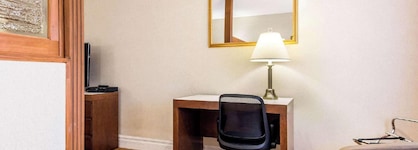 Quality Inn & Suites & Centre De Conférences Gatineau