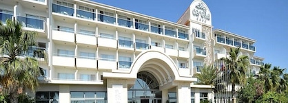 Seaden Corolla Hotel