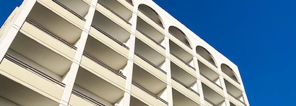 Ajax Hotel