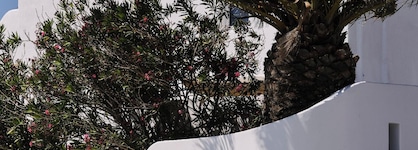 Myconian Sunrise Relais & Chateaux Hotel