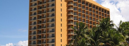 Courtyard By Marriott Isla Verde Beach Resort