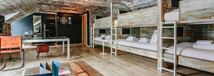 Stay Central Hotel
