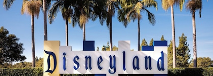 Disneyland® Hotel