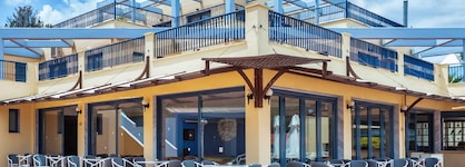 Atrium Hotel
