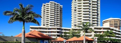 Ramada Hotel & Suites By Wyndham Noumea