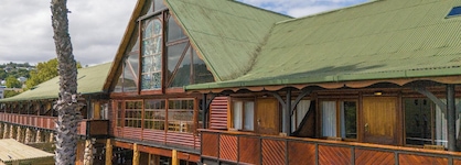 Knysna Log-Inn Hotel