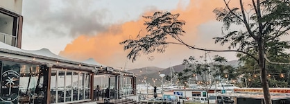 Shangri-La The Marina