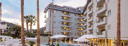 AQUA Hotel The Breeze & Spa - Adults Only +18