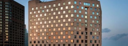DoubleTree By Hilton Montreal