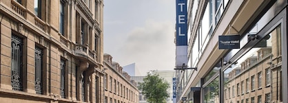 Theater Hotel