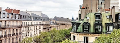 Cluny Square