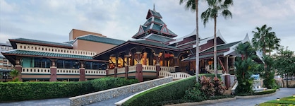Novotel Phuket Vintage Park