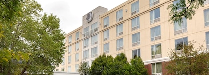 Doubletree By Hilton Boston Bayside