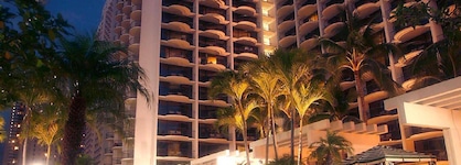 Waikiki Beach Marriott Resort & Spa