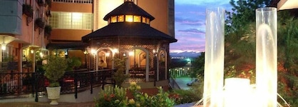 Platino Hotel & Casino
