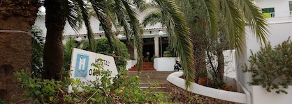 Hostal Oasis D'or