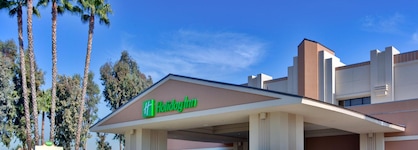 Holiday Inn Hotel & Suites Anaheim By Ihg