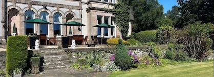Rosslea Hall Hotel