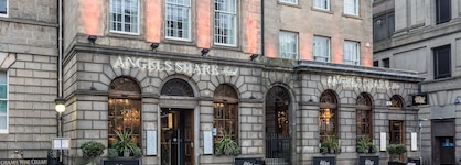 Angel's Share Hotel