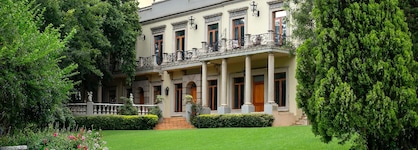 Fairlawns Boutique Hotel And Spa