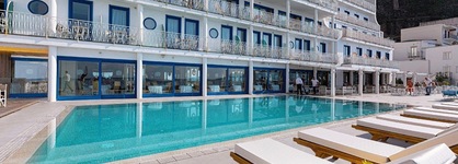Alimuri Bay Resort
