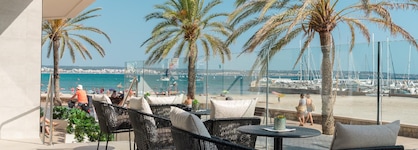 Hotel Las Arenas