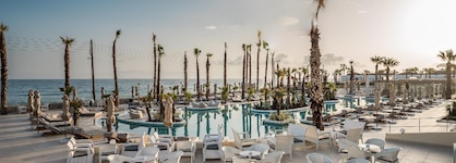 Europa Beach Hotel