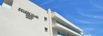 Golden Beach Hotel